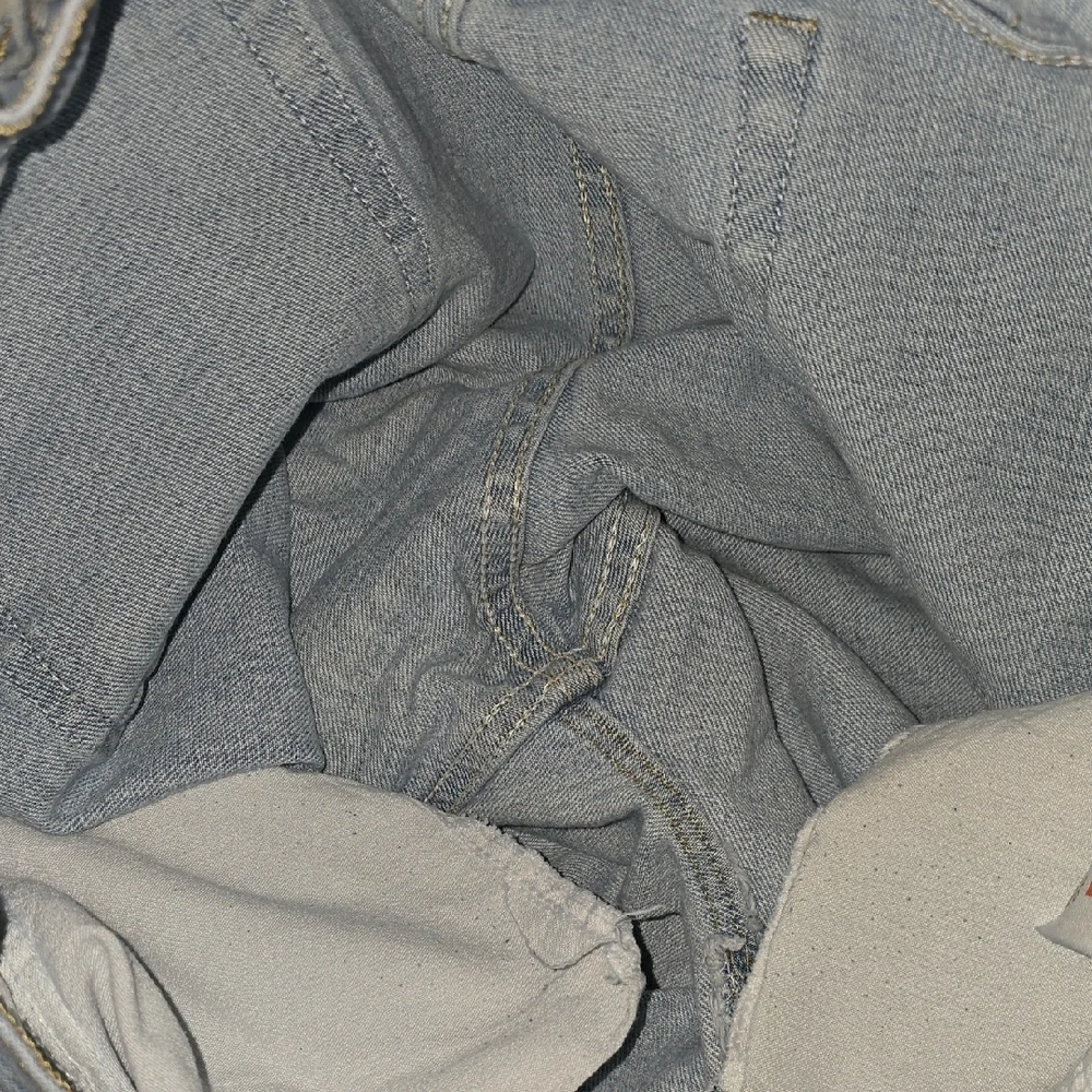wrangler jeans mens size 38 light blue Basic Denim Jean